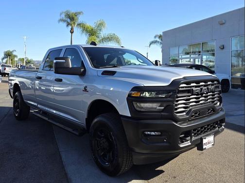 2026 RAM 3500 Tradesman Crew Cab 4x4 8' Box