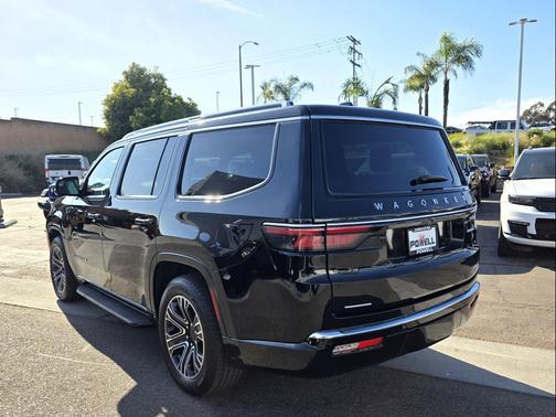 2023 Jeep Wagoneer Series II 4x4
