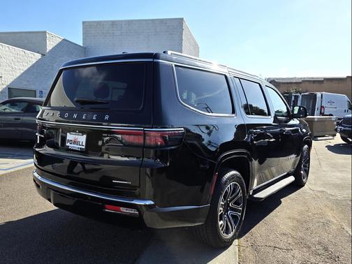 2023 Jeep Wagoneer Series II 4x4