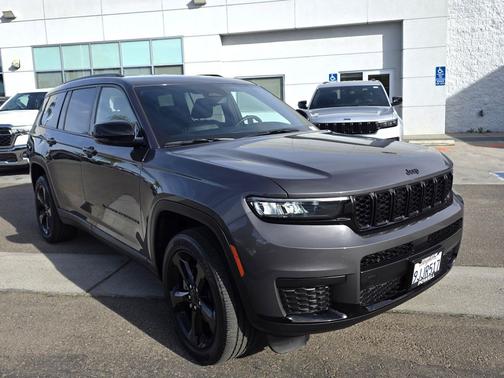 2023 Jeep Grand Cherokee L Altitude