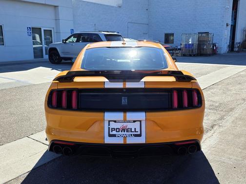 2019 Ford Shelby GT350 Base