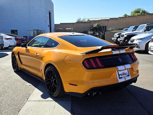 2019 Ford Shelby GT350 Base
