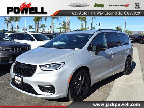 2026 Chrysler Pacifica L