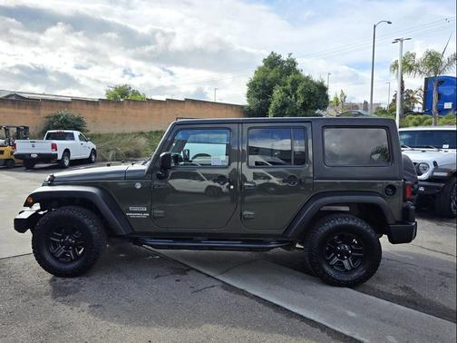 2015 Jeep Wrangler Unlimited Sport