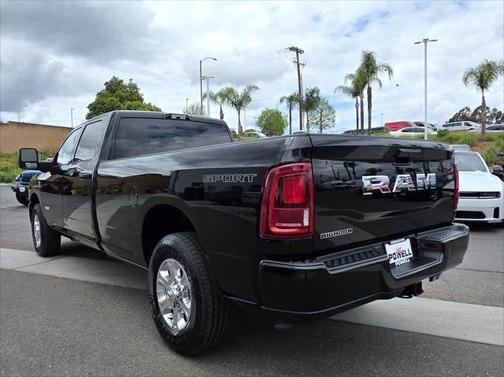 2025 RAM 2500 Big Horn Crew Cab 4x2 8' Box