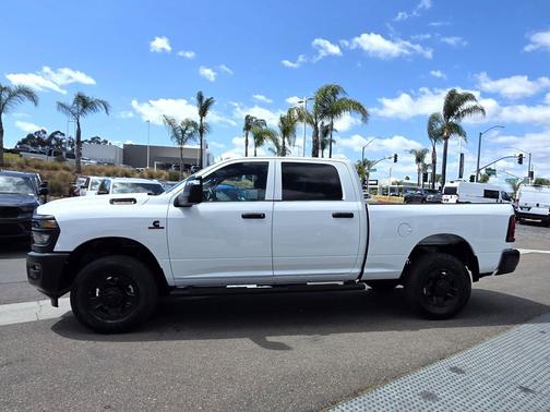 Bright White Clearcoat 2026 RAM 3500 Tradesman Crew Cab 4x4 6'4' Box