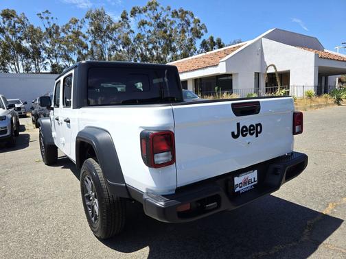 2025 Jeep Gladiator Sport S