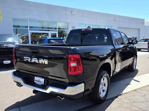 Diamond Black Crystal Pearlcoat 2026 RAM 1500 Tradesman