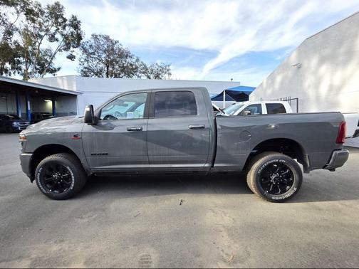 2026 RAM 2500 Laramie Crew Cab 4x4 6'4' Box