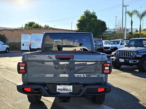 2025 Jeep Gladiator Willys