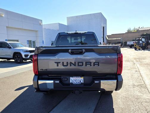 2024 Toyota Tundra SR5