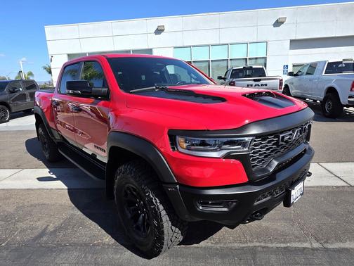 2025 RAM 1500 RHO Crew Cab 4x4 5'7' Box