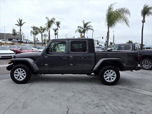 2023 Jeep Gladiator Sport S