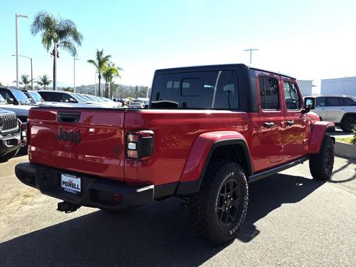 2026 Jeep Gladiator Willys 4x4