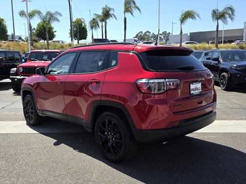 2025 Jeep Compass Latitude