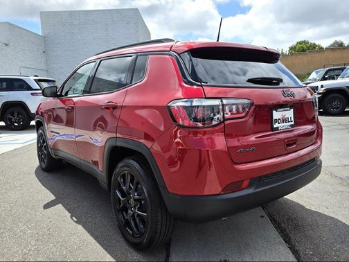 2025 Jeep Compass Latitude