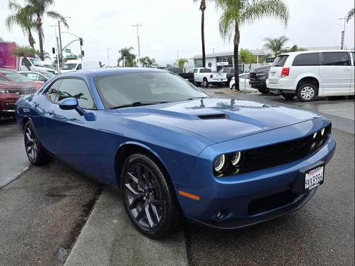 2021 Dodge Challenger SXT