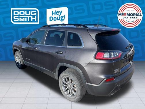 Granite Crystal Clearcoat Metallic 2022 Jeep Cherokee Latitude Lux
