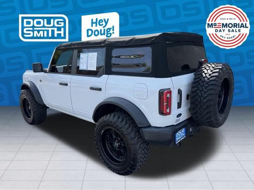 Oxford White 2022 Ford Bronco Wildtrak