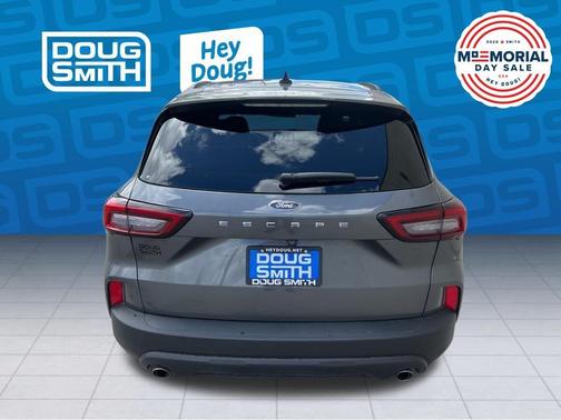 Gray Metallic 2025 Ford Escape ST-Line