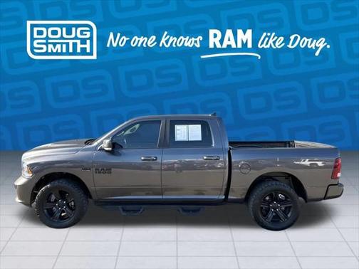 2017 RAM 1500 Night Crew Cab 4x4 57' Box