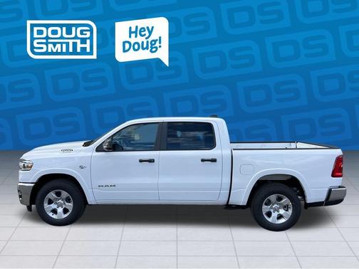 Bright White Clearcoat 2026 RAM 1500 Big Horn/Lone Star