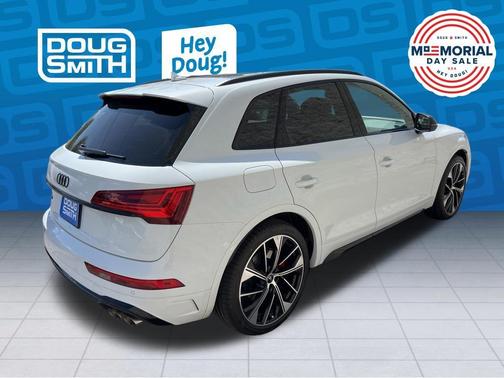 Glacier White Metallic 2024 Audi SQ5 3.0T Premium Plus