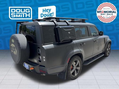Santorini Black 2023 Land Rover Defender SE