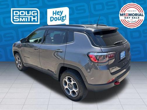 Granite Crystal Clearcoat Metallic 2022 Jeep Compass Trailhawk