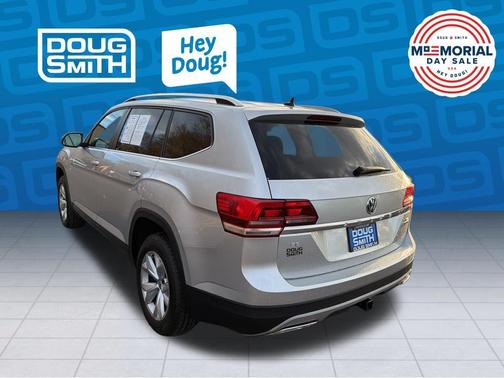 Reflex Silver Metallic 2019 Volkswagen Atlas 3.6L SE