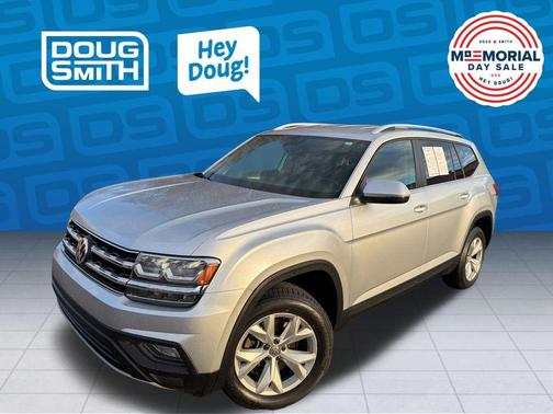 Reflex Silver Metallic 2019 Volkswagen Atlas 3.6L SE