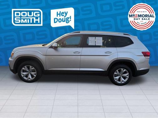 Reflex Silver Metallic 2019 Volkswagen Atlas 3.6L SE