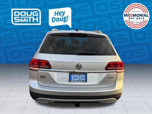 Reflex Silver Metallic 2019 Volkswagen Atlas 3.6L SE