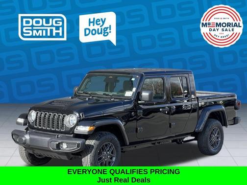 Black Clearcoat 2026 Jeep Gladiator Sport