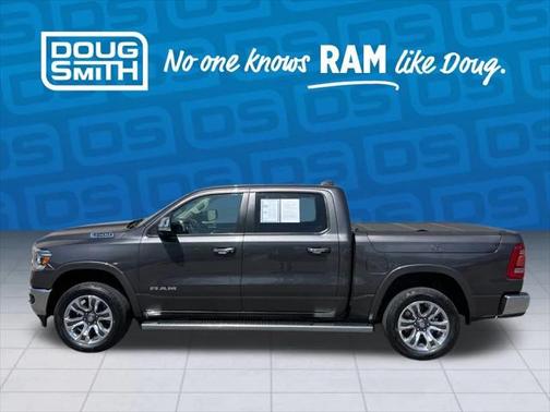 2020 RAM 1500 Laramie Crew Cab 4x4 57' Box