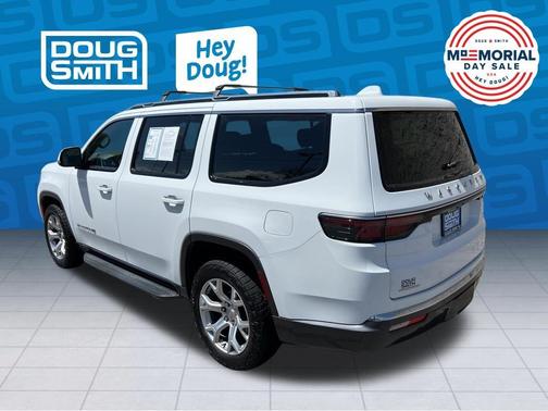 Bright White Clearcoat 2022 Jeep Wagoneer Series II