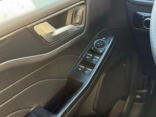 Black Metallic 2025 Ford Escape ST-Line