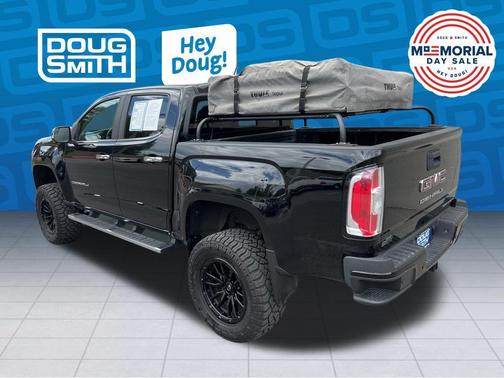 Black 2022 GMC Canyon Denali