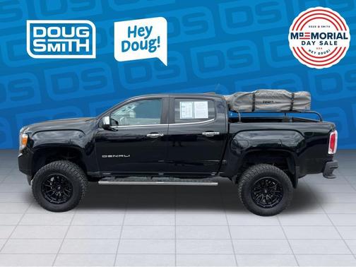 Black 2022 GMC Canyon Denali