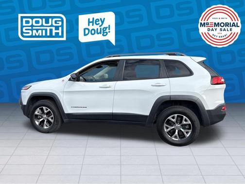 Bright White Clearcoat 2014 Jeep Cherokee Trailhawk