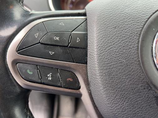 Granite Crystal Clearcoat Metallic 2020 Jeep Cherokee Limited