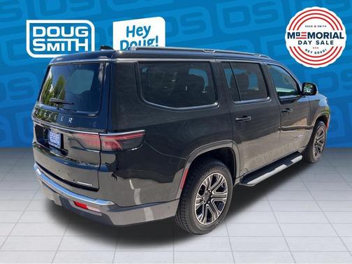Diamond Black 2022 Jeep Wagoneer Series III