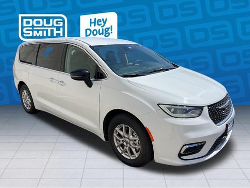 Bright White Clearcoat 2024 Chrysler Pacifica Touring-L