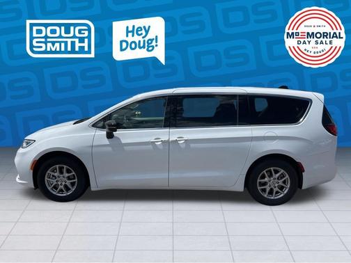 Bright White Clearcoat 2024 Chrysler Pacifica Touring-L