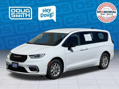 Bright White Clearcoat 2024 Chrysler Pacifica Touring-L