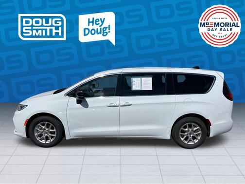 Bright White Clearcoat 2024 Chrysler Pacifica Touring-L