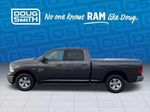 2020 RAM 1500 Classic SLT Crew Cab 4x4 64' Box