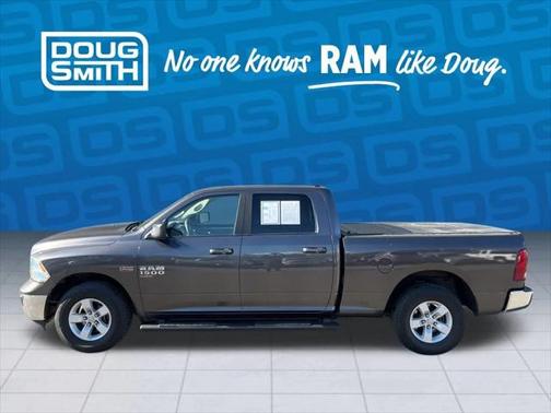 2020 RAM 1500 Classic SLT Crew Cab 4x4 64' Box
