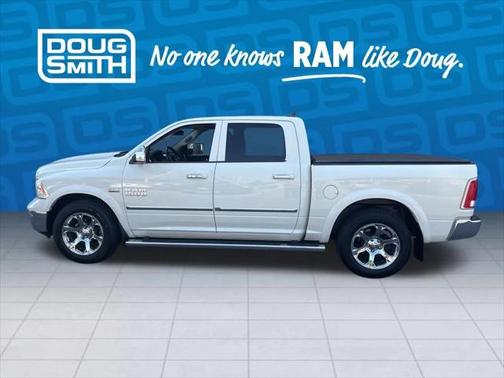 2018 RAM 1500 Laramie Crew Cab 4x4 57' Box