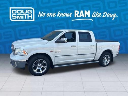2018 RAM 1500 Laramie Crew Cab 4x4 57' Box